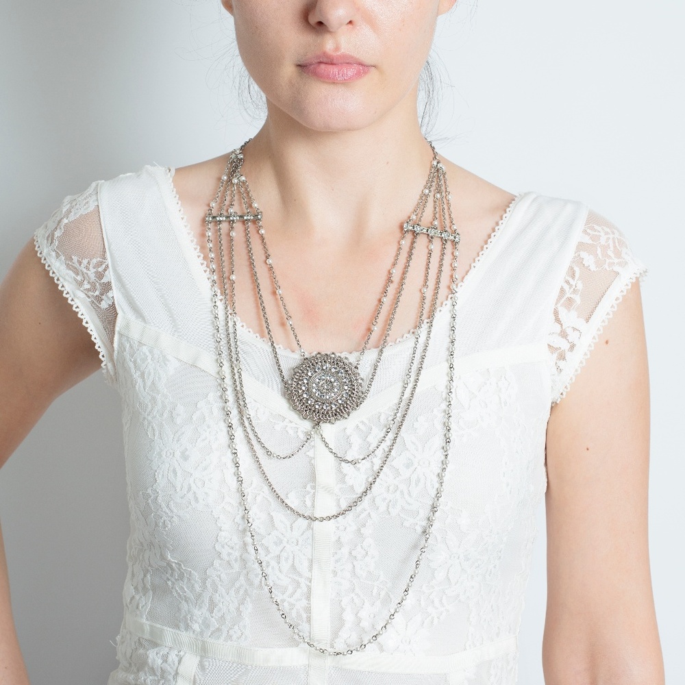 FOREVER 21 Silver and Pearl Layered Necklace